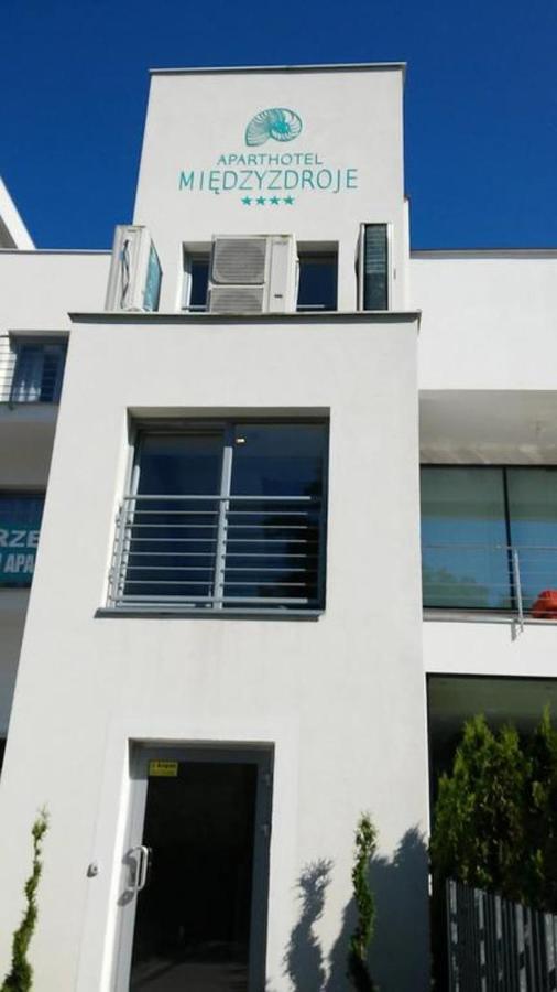 Holiday Home Aparthotel 009 Z Balkonem Przy Plazy 미엥지즈드로예 외부 사진