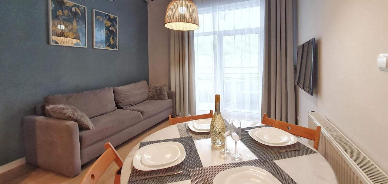 Holiday Home Aparthotel 009 Z Balkonem Przy Plazy 미엥지즈드로예 외부 사진